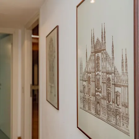 Mansarda In Piazza Duomo 아파트 밀라노