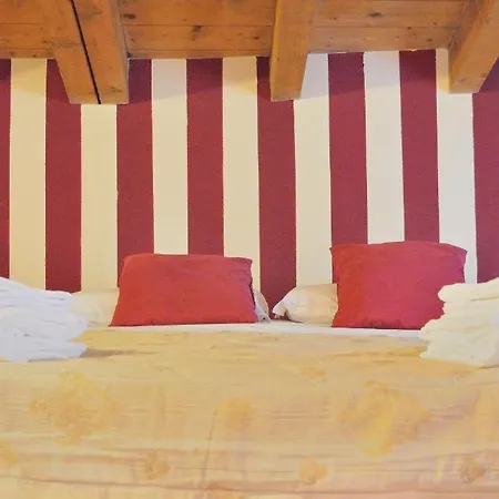 Mansarda In Piazza Duomo ミラノ