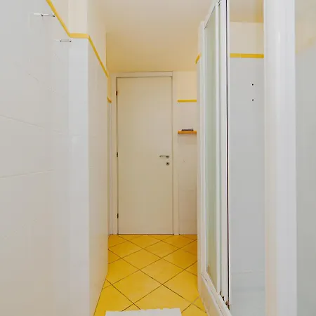 Mansarda In Piazza Duomo Apartamento Milão