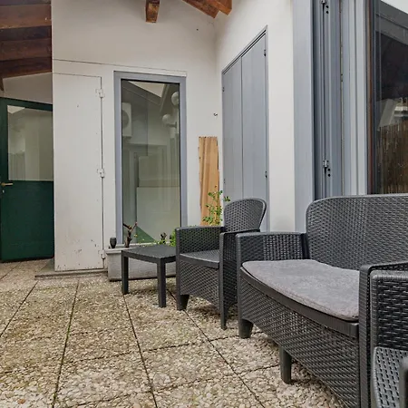 Apartamento Mansarda In Piazza Duomo