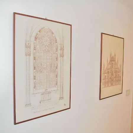 Apartman Mansarda In Piazza Duomo Milánó